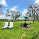 1 Bed In Oc-wa067 * Hinderwell